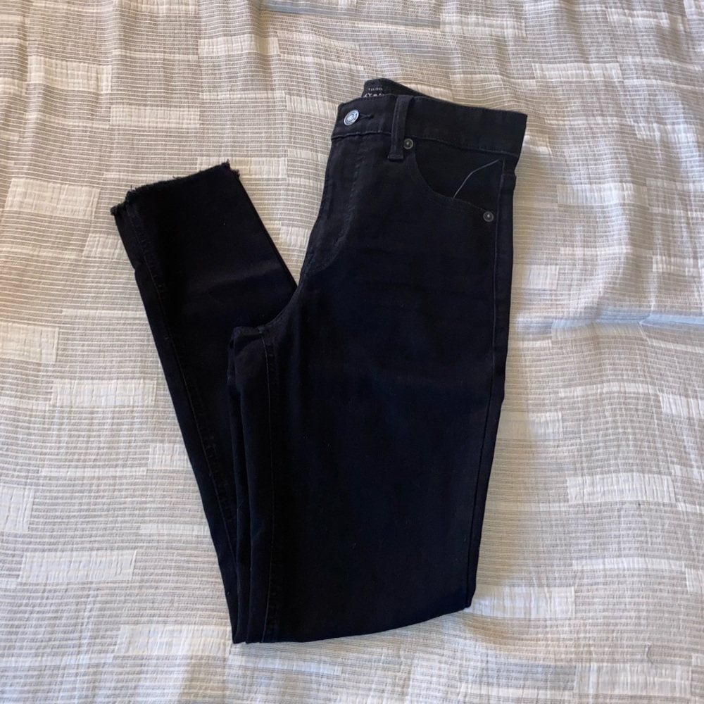 Black ankle length skinny jeans
